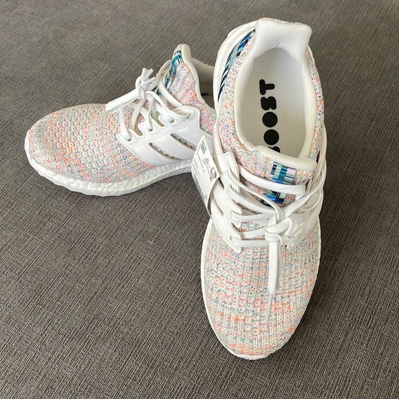 ❌SOLD❌ NWT adidas ultra boost 🔥 - Picture 2 of 7